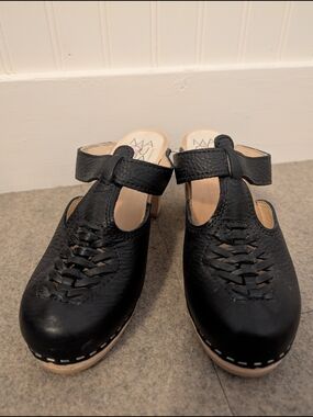 Maguba Black Leather Swedish Clog Heels Size 37 / US 7-7.5
